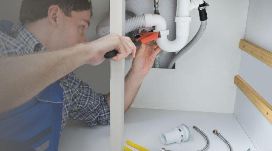 Local tankless water heater installation in Oglesby, IL